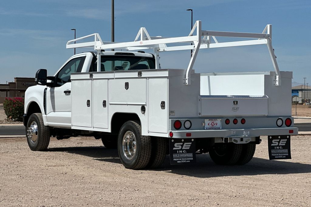2025 Ford F-350 Super Duty Chassis Cab XL - Photo 6