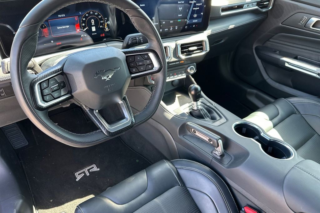 2025 Ford Mustang GT Premium Fastback - Photo 10