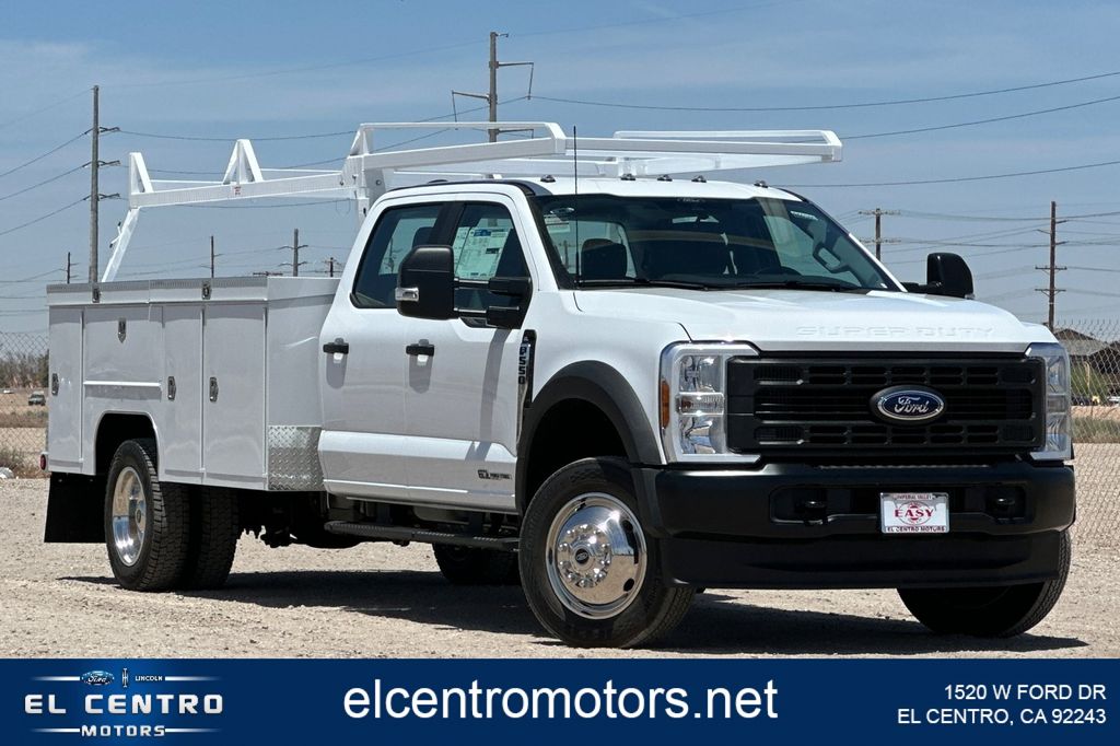 2025 Ford F-550 Super Duty Chassis Cab
