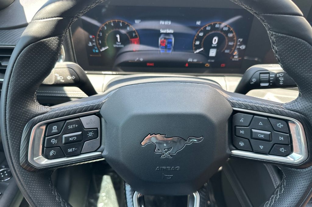 2024 Ford Mustang GT Premium Convertible - Photo 18