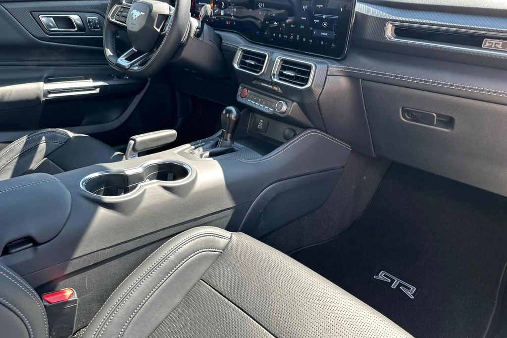 2025 Ford Mustang GT Premium Fastback - Photo 15