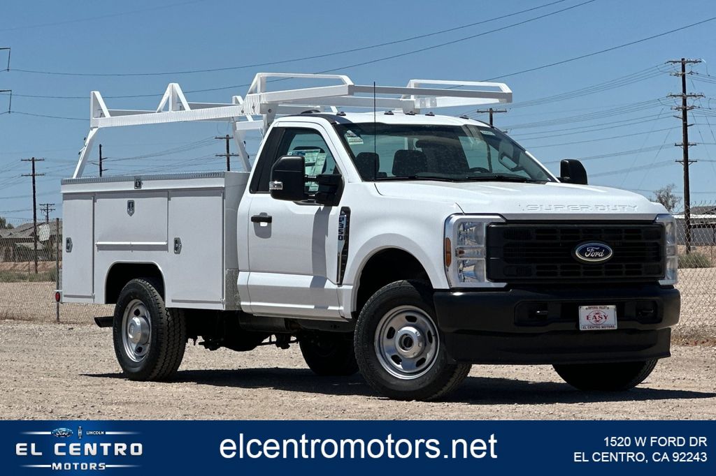 2025 Ford F-350 Super Duty Chassis Cab
