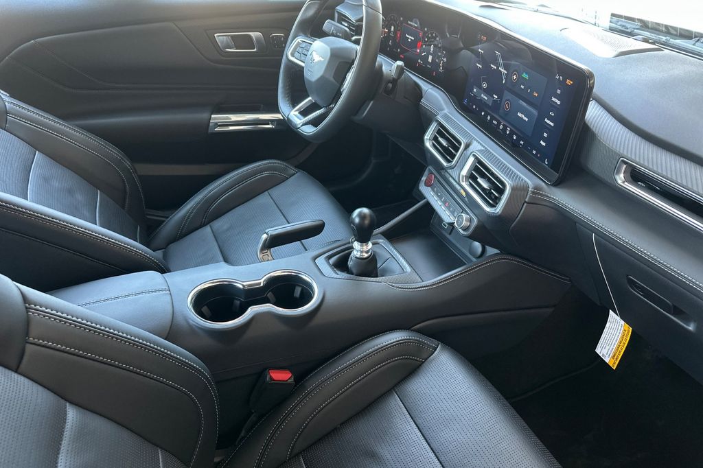 2025 Ford Mustang GT Premium Fastback - Photo 15