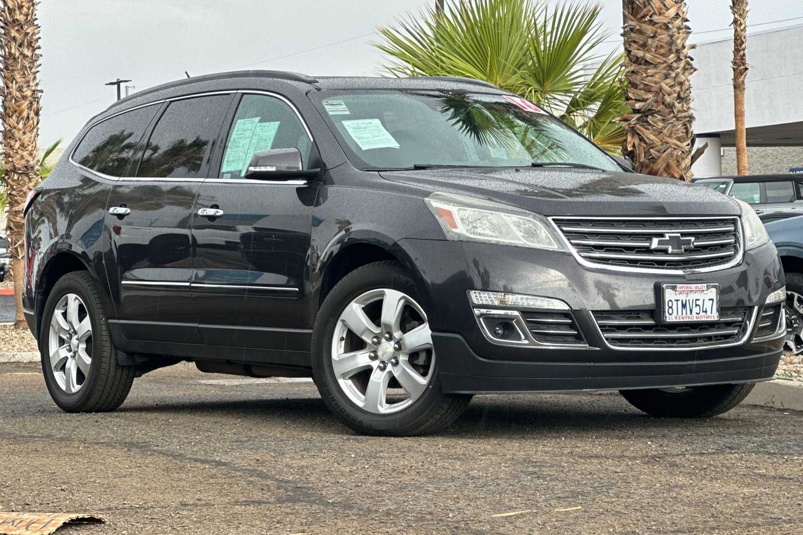 Used 2016 Chevrolet Traverse LTZ with VIN 1GNKRJKD1GJ323425 for sale in Imperial, CA