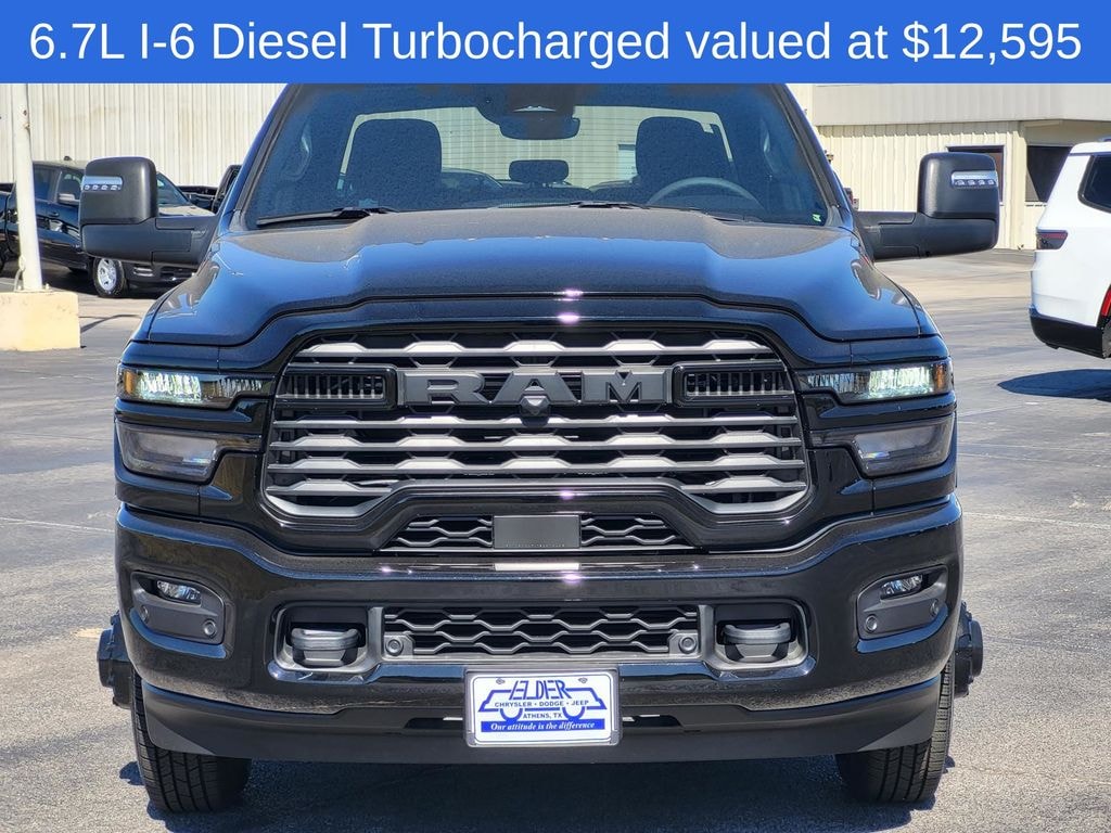 New 2025 Ram 3500 LONE STAR CREW CAB 4X4 8' BOX Pickup