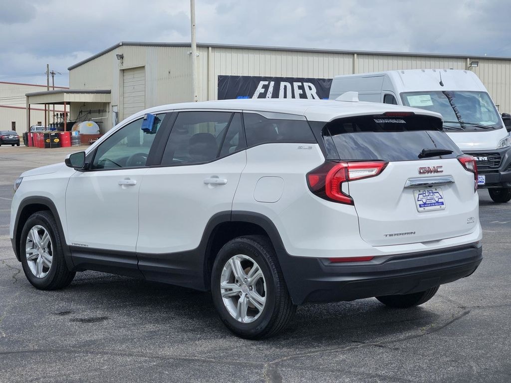 Used 2024 GMC Terrain SLE SUV