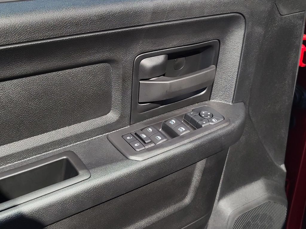 2026 RAM 3500 Tradesman - Photo 14