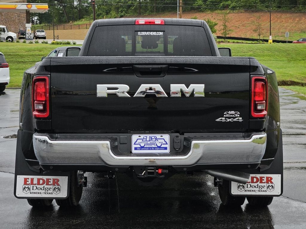 New 2026 Ram 3500 TRADESMAN CREW CAB 4X4 8' BOX Pickup