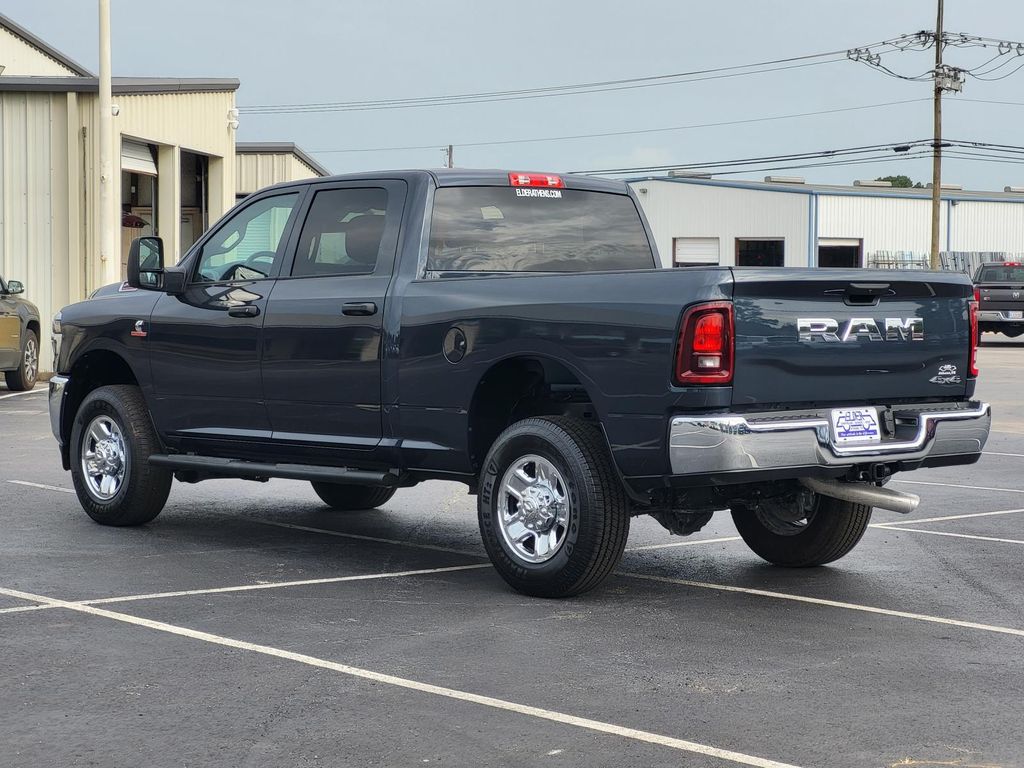 2025 Ram 2500 Tradesman photo 4
