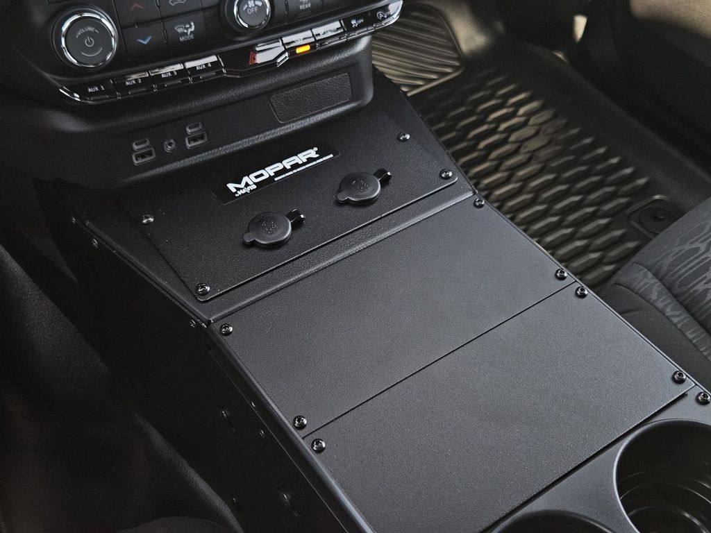 2026 Dodge Durango Police - Photo 23