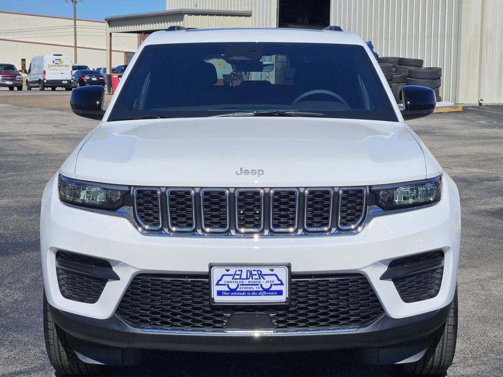 New 2025 Jeep Grand Cherokee LAREDO X 4X4 Sport Utility