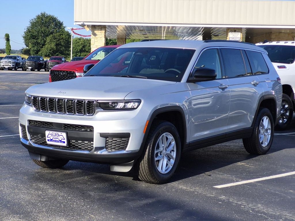 New 2026 Jeep Grand Cherokee L L LAREDO 4X2 Sport Utility