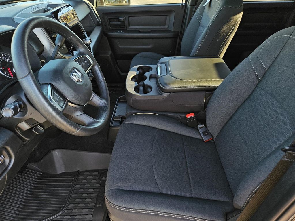 2026 RAM 3500 Tradesman - Photo 30