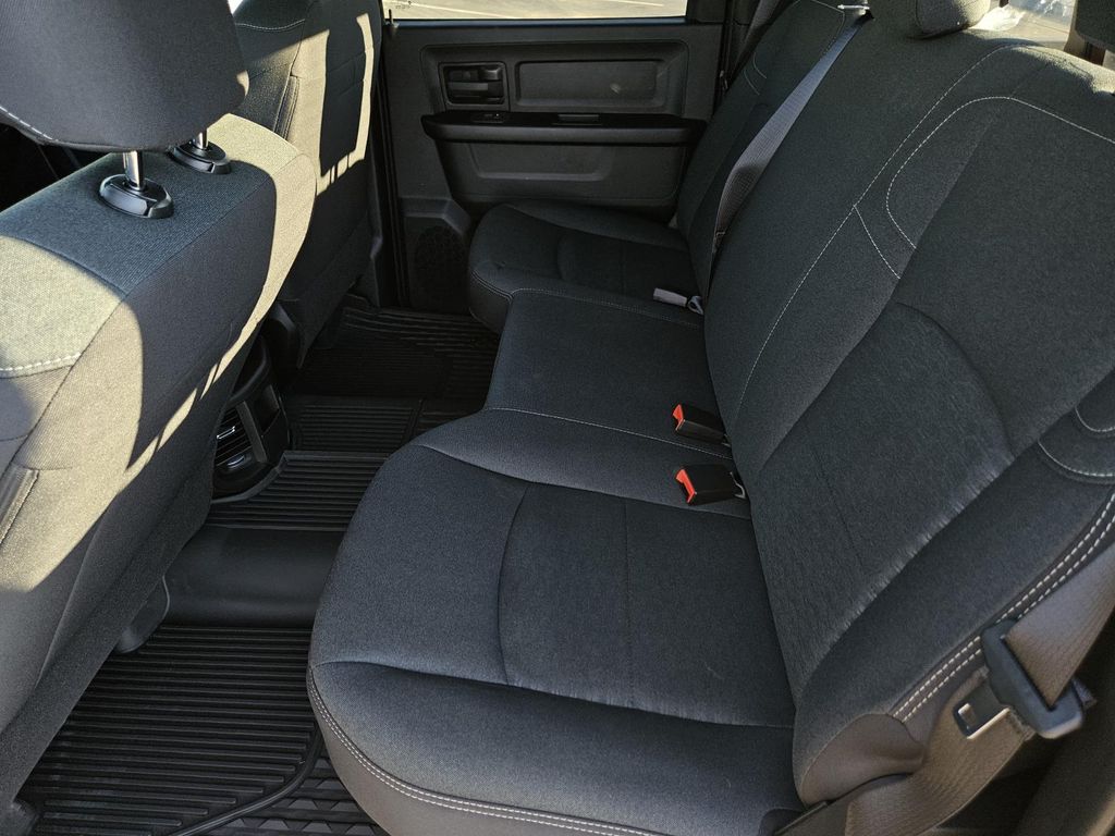 2026 RAM 3500 Tradesman - Photo 33