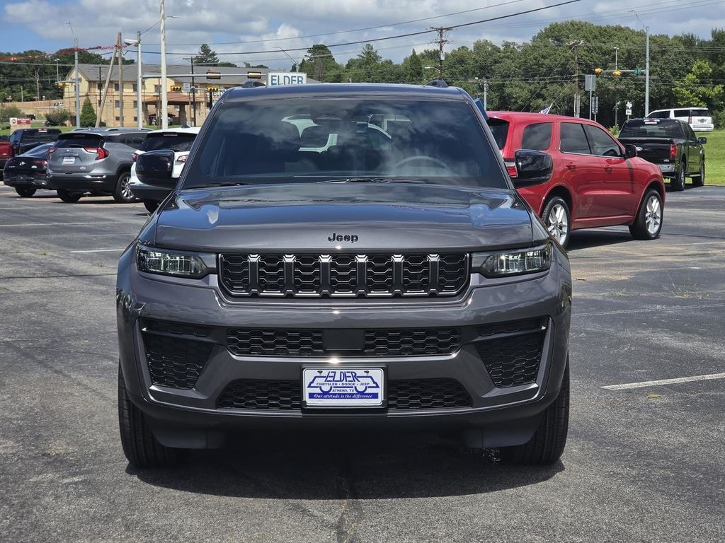 New 2026 Jeep Grand Cherokee LAREDO ALTITUDE 4X2 Sport Utility