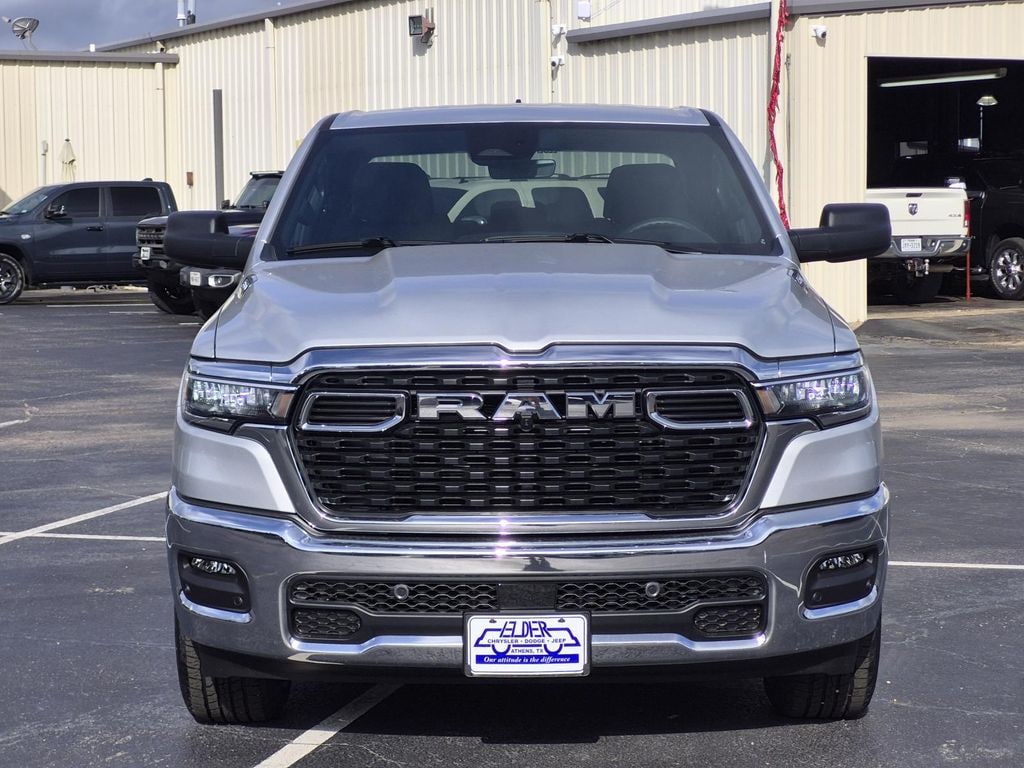New 2026 Ram 1500 LONE STAR CREW CAB 4X4 5'7 BOX Pickup