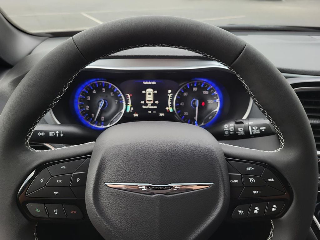 2026 Chrysler Pacifica Limited - Photo 22