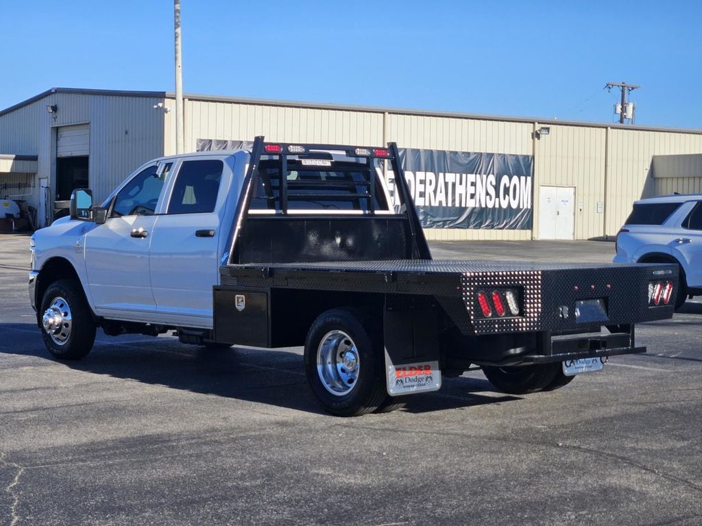 New 2026 Ram 3500 TRADESMAN CREW 4X4 60' CA Pickup