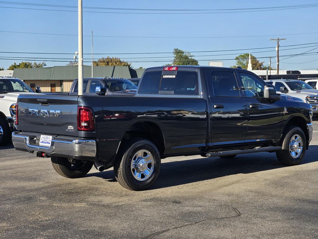 2026 RAM 3500 Tradesman - Photo 7