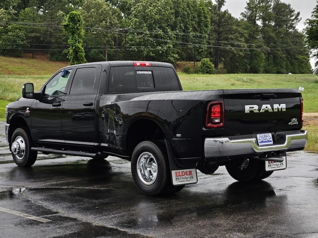 New 2026 Ram 3500 TRADESMAN CREW CAB 4X4 8' BOX Pickup