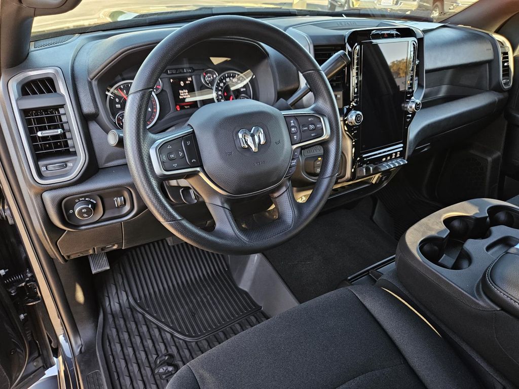 2026 RAM 3500 Tradesman - Photo 32