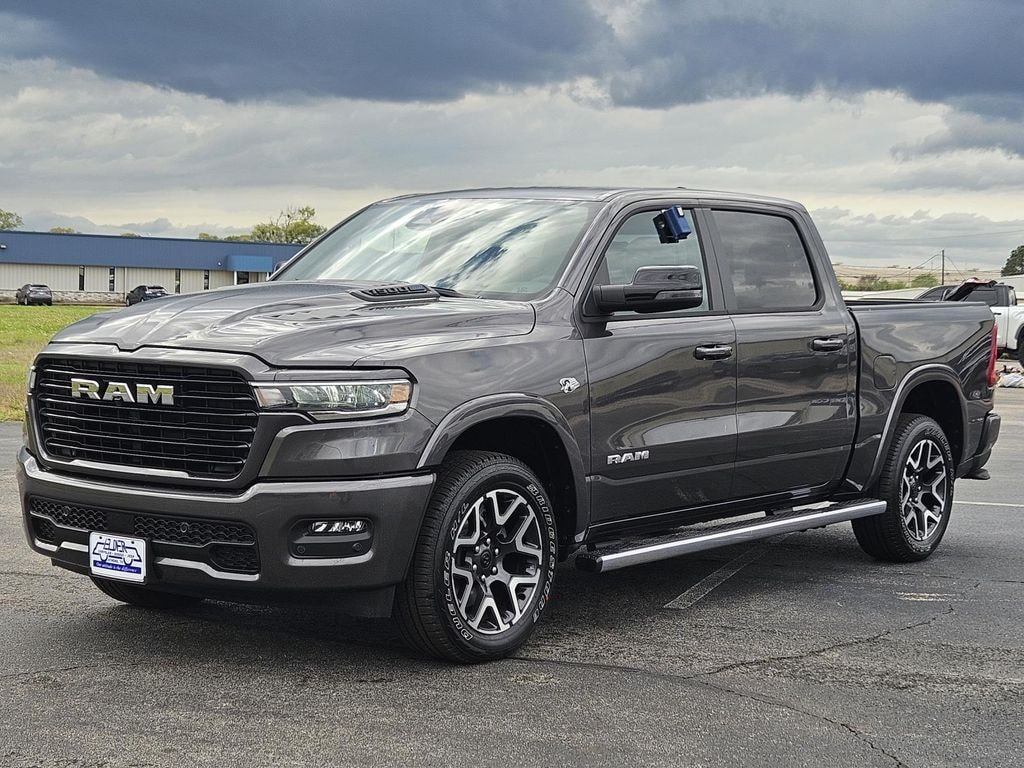 New 2026 Ram 1500 LARAMIE CREW CAB 4X4 5'7 BOX Pickup