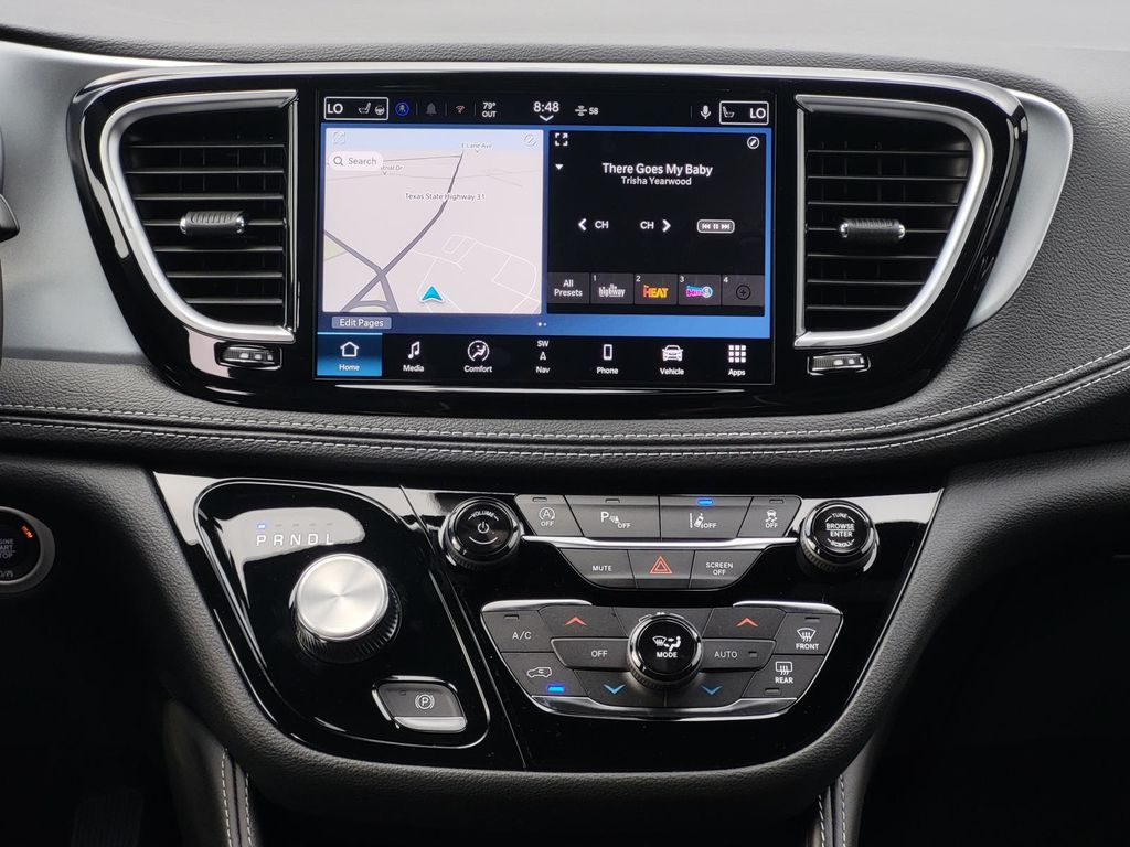 2026 Chrysler Pacifica Limited - Photo 20