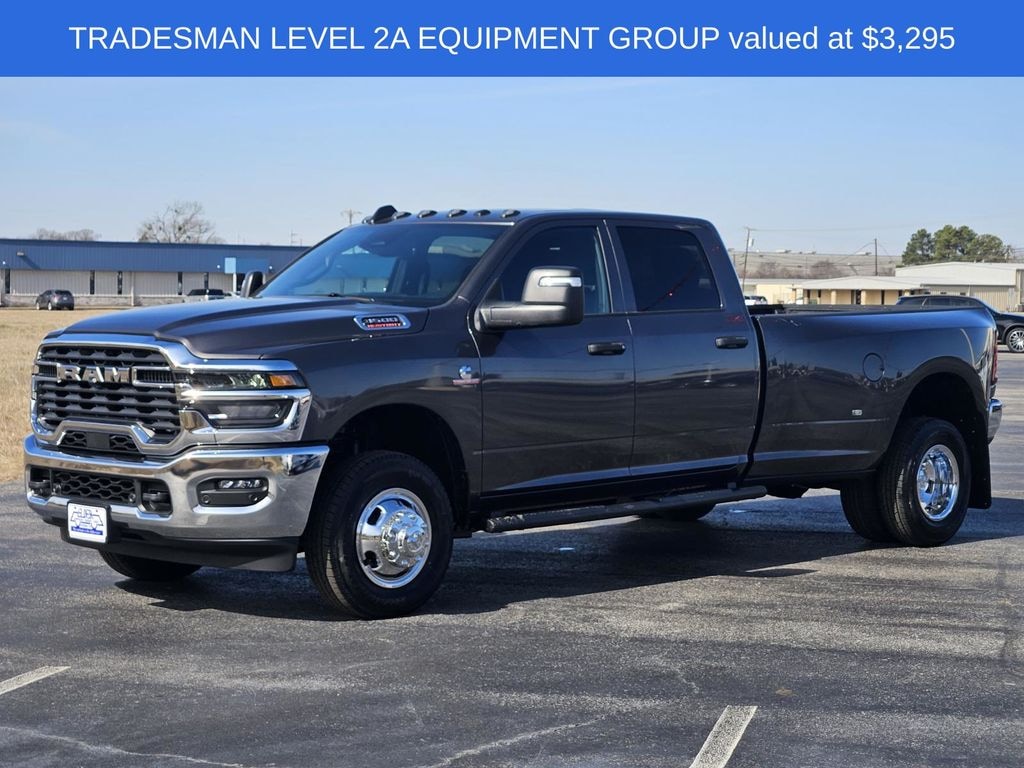 New 2026 Ram 3500 TRADESMAN CREW CAB 4X4 8' BOX Pickup
