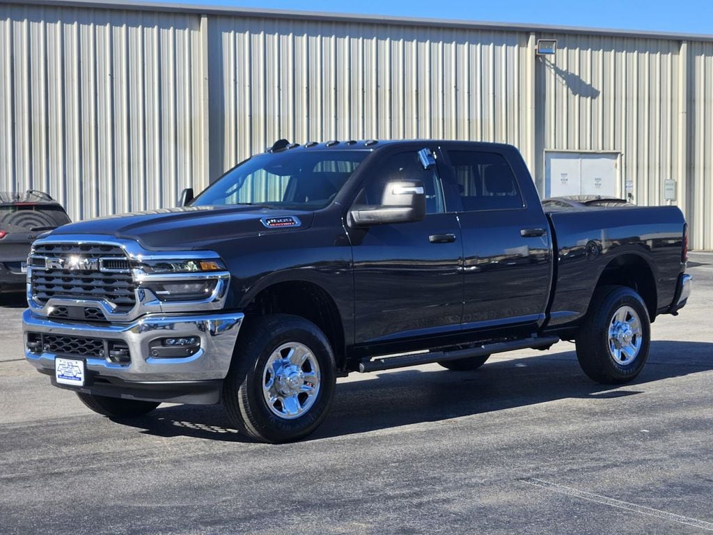 New 2026 Ram 2500 TRADESMAN CREW CAB 4X4 6'4 BOX Pickup