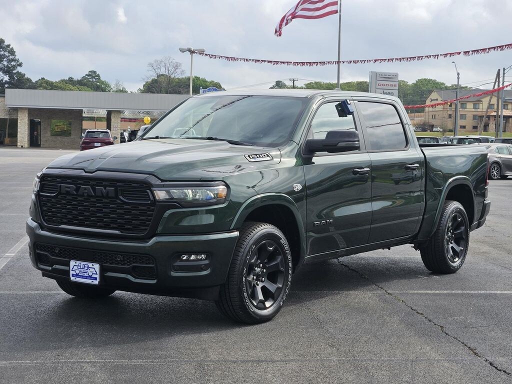 New 2026 Ram 1500 LONE STAR CREW CAB 4X4 5'7 BOX Pickup