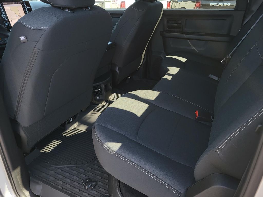 2026 RAM 3500 Tradesman - Photo 13