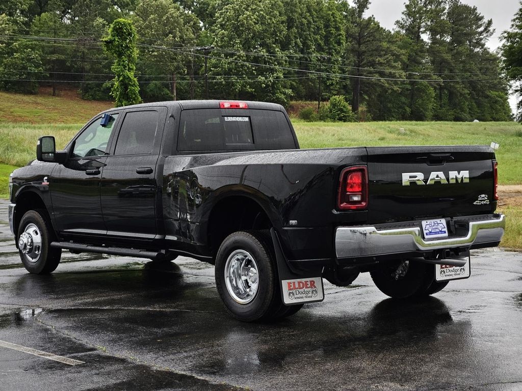 New 2026 Ram 3500 TRADESMAN CREW CAB 4X4 8' BOX Pickup