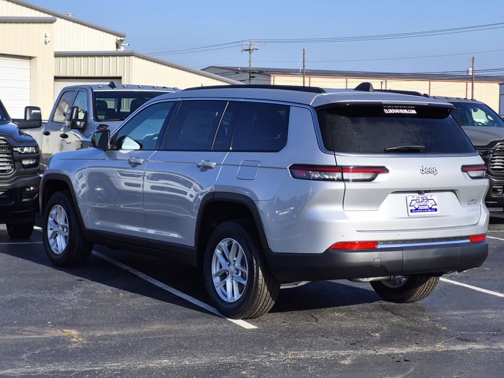 New 2026 Jeep Grand Cherokee L L LAREDO 4X2 Sport Utility