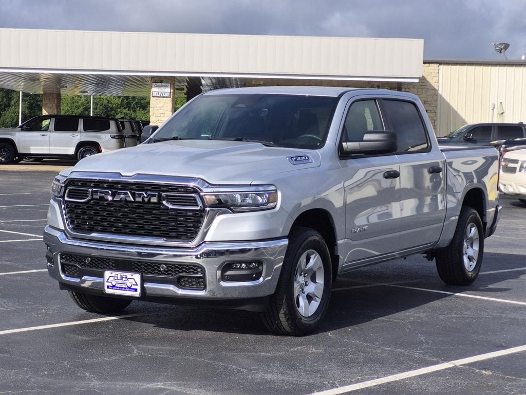 New 2026 Ram 1500 LONE STAR CREW CAB 4X4 5'7 BOX Pickup