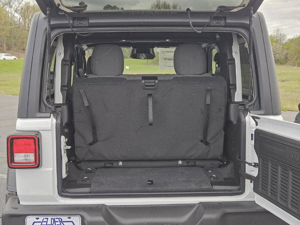 2026 Jeep Wrangler 2-Door Sport S - Photo 12