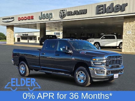 2026 Ram 3500 TRADESMAN CREW CAB 4X4 8' BOX Pickup