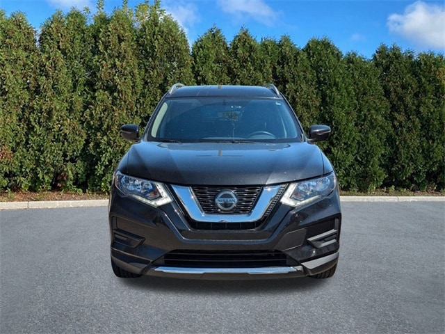 Used 2018 Nissan Rogue SV with VIN KNMAT2MVXJP556967 for sale in Macomb, MI
