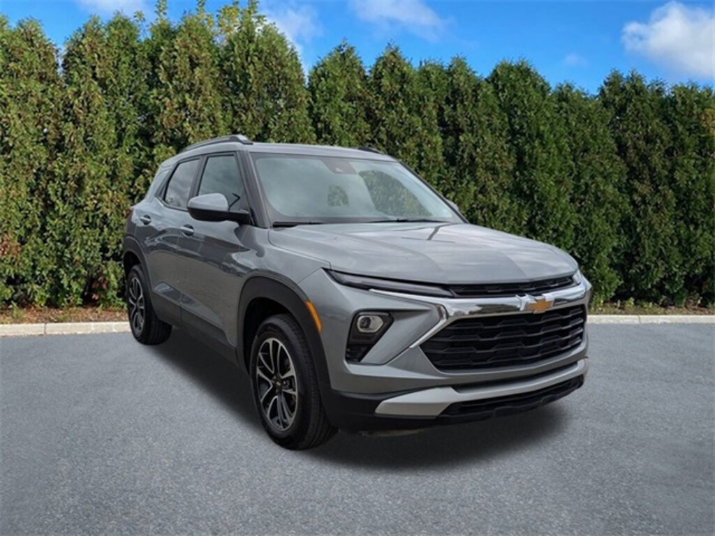 Used 2025 Chevrolet Trailblazer LT SUV