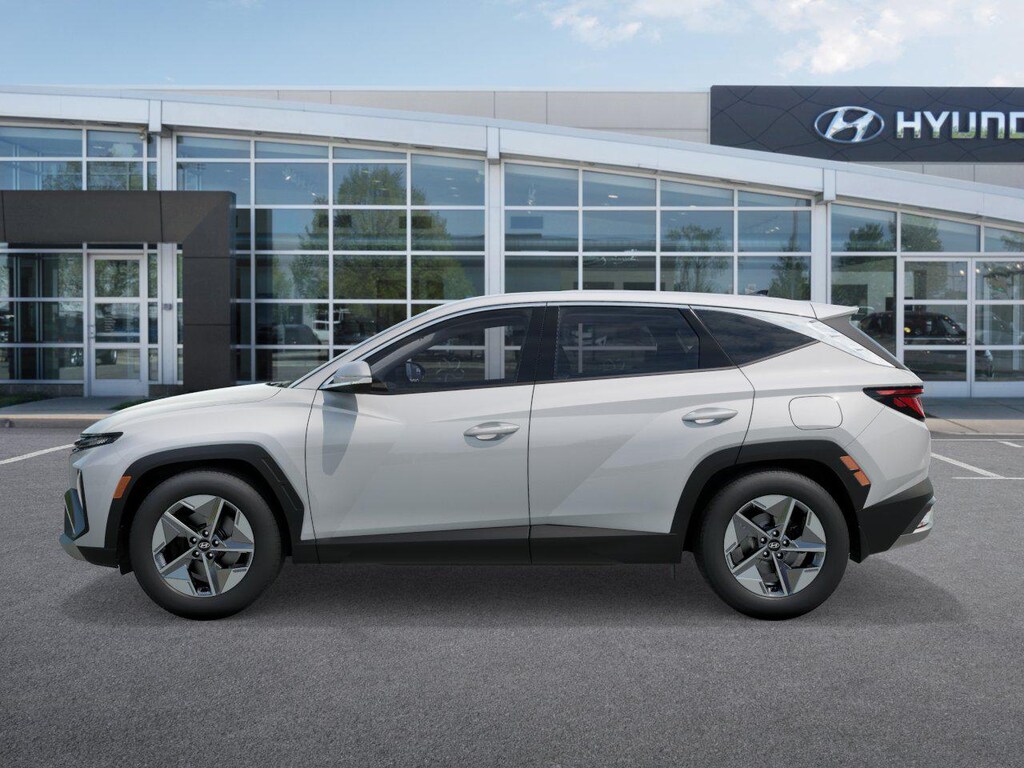 New 2026 Hyundai Tucson Hybrid SEL SUV