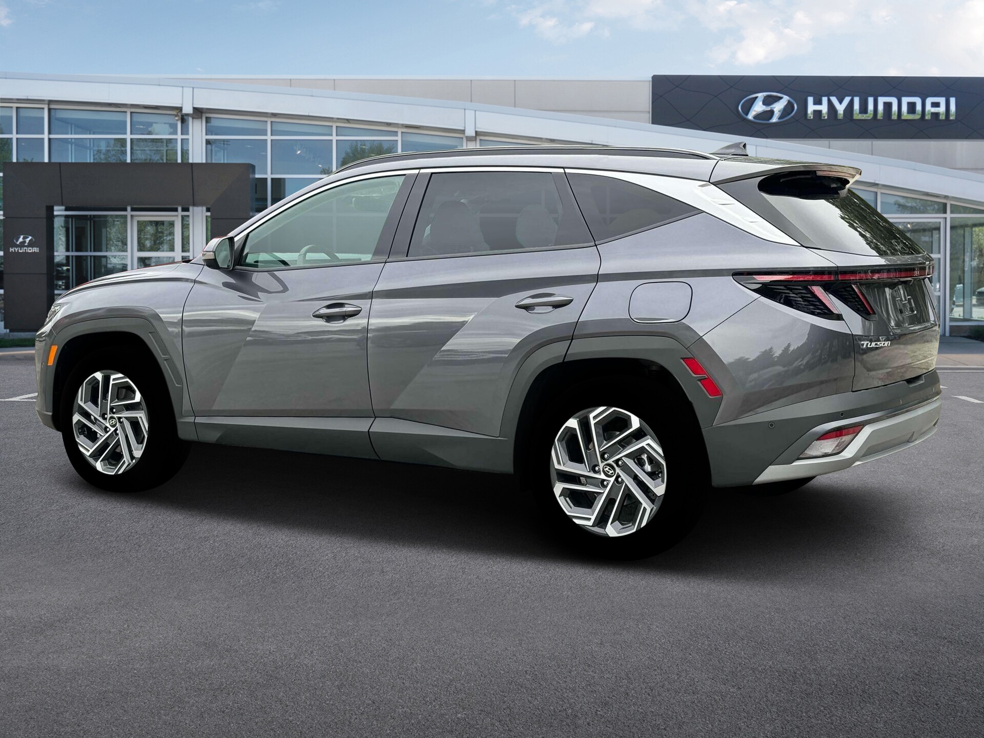 2025 Hyundai Tucson Hybrid Limited photo 3