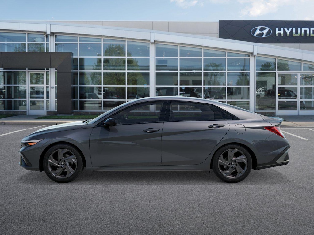 New 2026 Hyundai Elantra SEL Sport Sedan