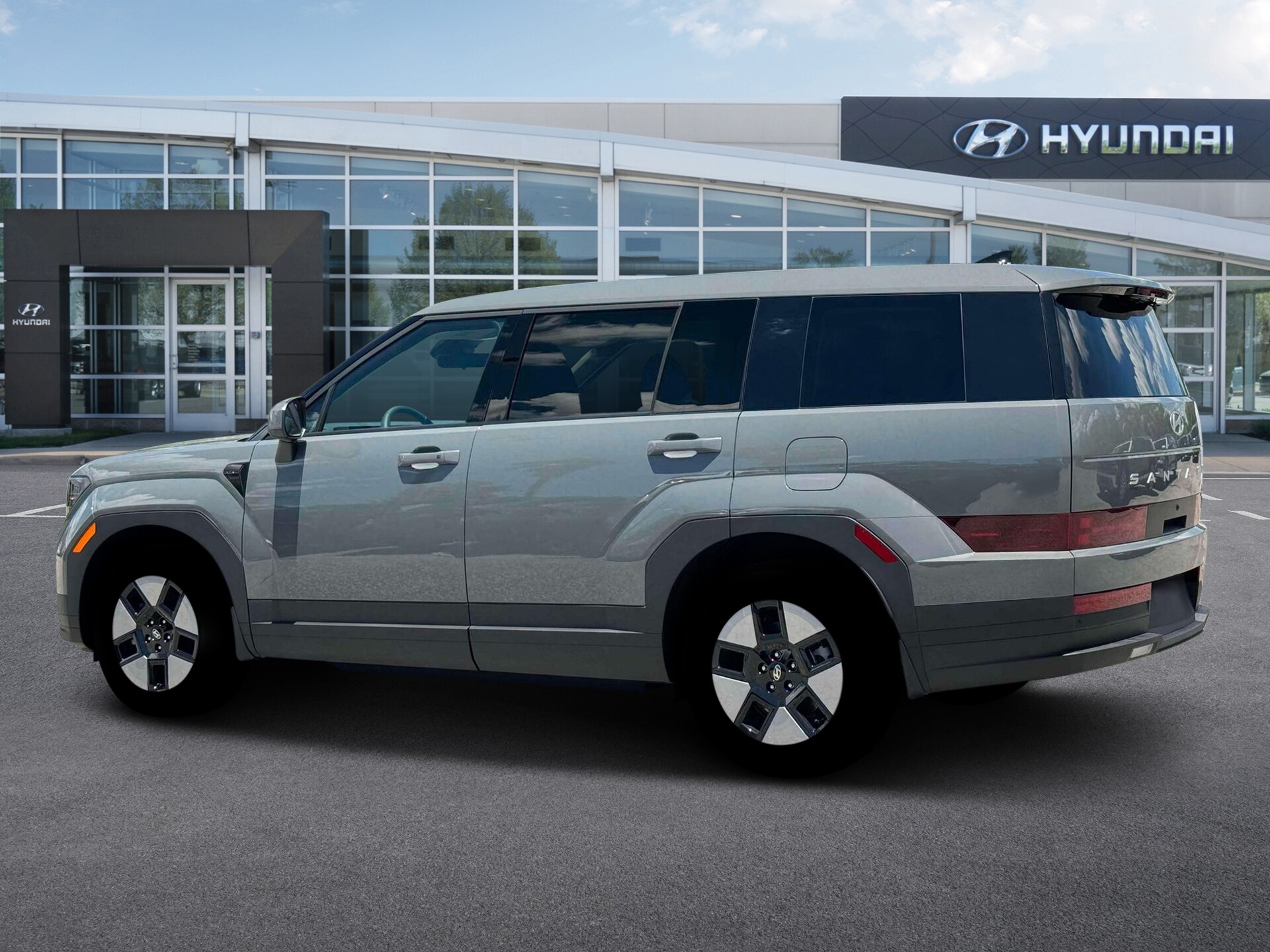 2026 Hyundai Santa Fe SE photo 3