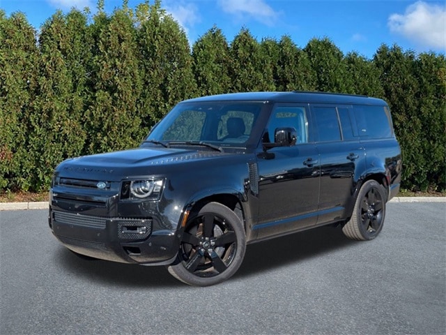 2024 Land Rover Defender X-Dynamic SE's photo