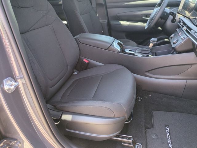 2026 Hyundai Tucson SE - Photo 18