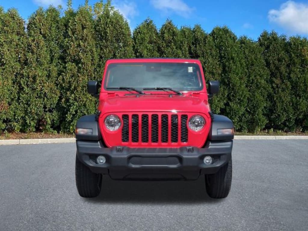 Used 2024 Jeep Wrangler Sport SUV