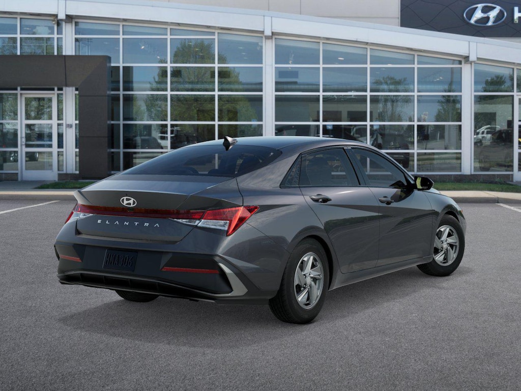 New 2026 Hyundai Elantra SE Sedan