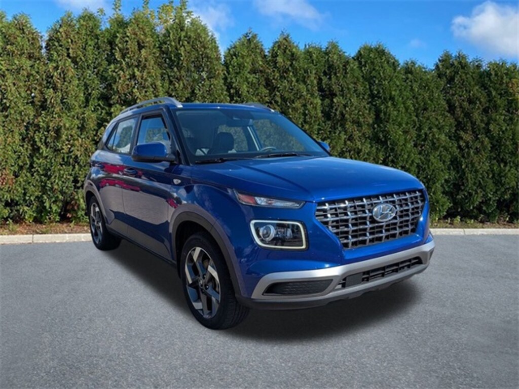Used 2022 Hyundai Venue Limited SUV