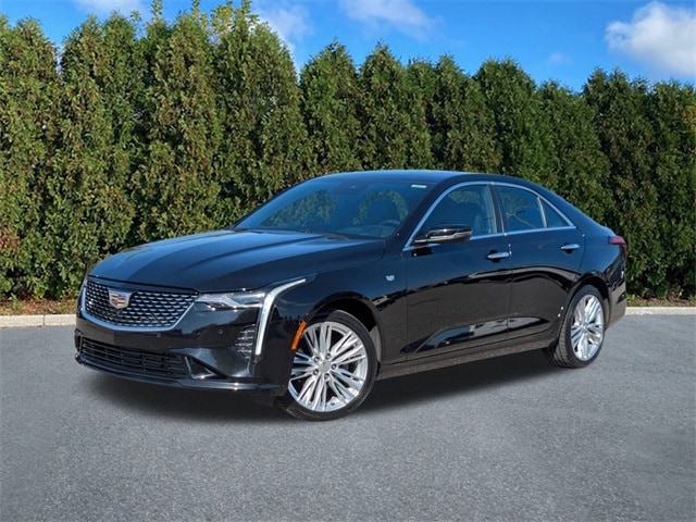 2023 Cadillac CT4
