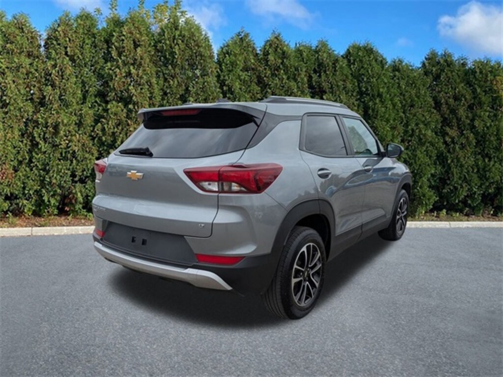 Used 2025 Chevrolet Trailblazer LT SUV