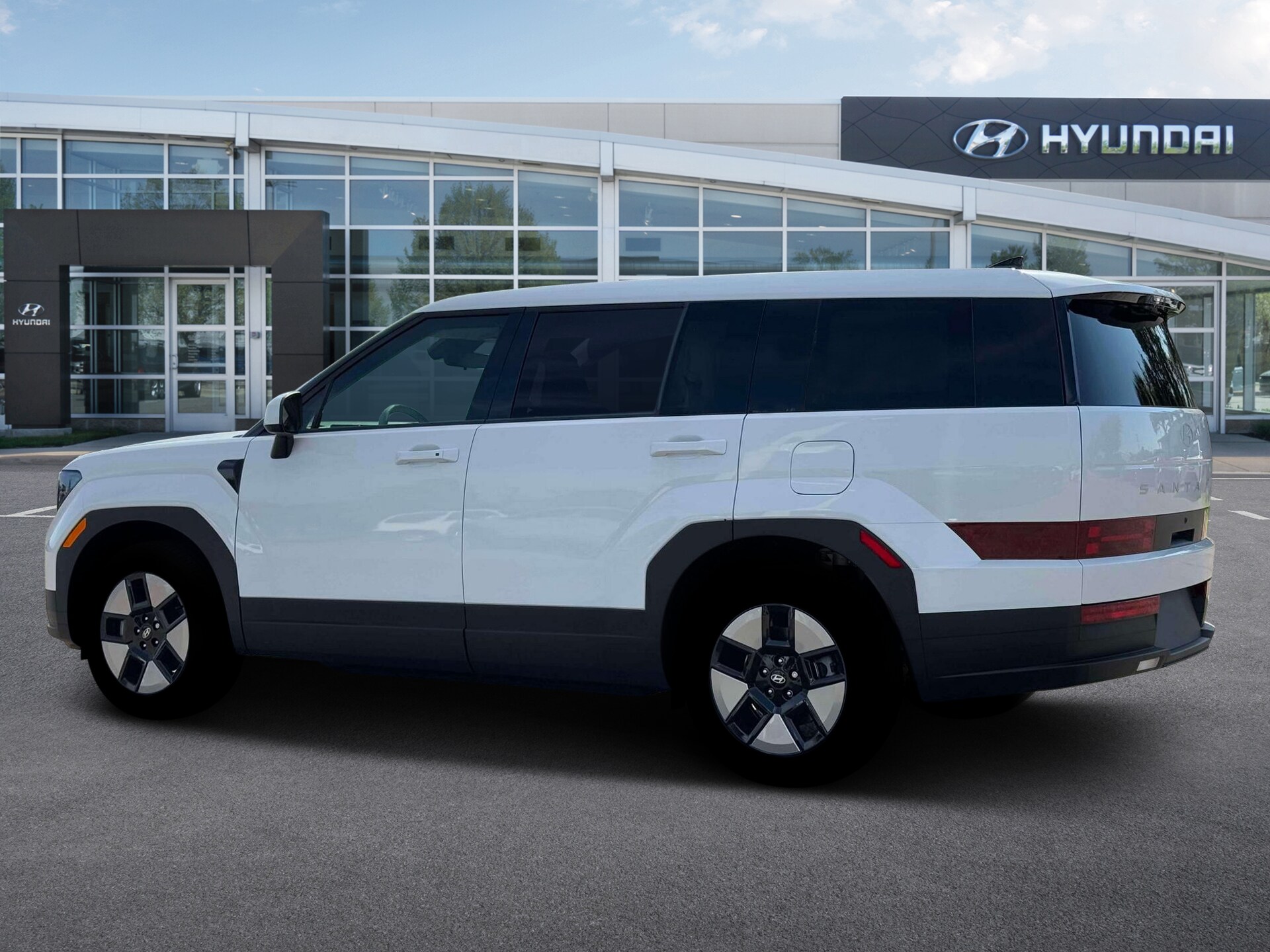 2026 Hyundai Santa Fe SE photo 4